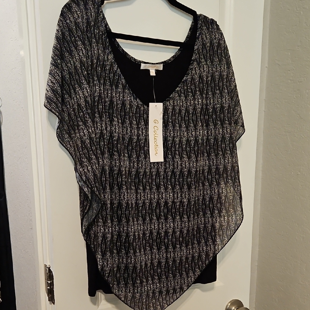 GG Collection Elegant Black and White Top